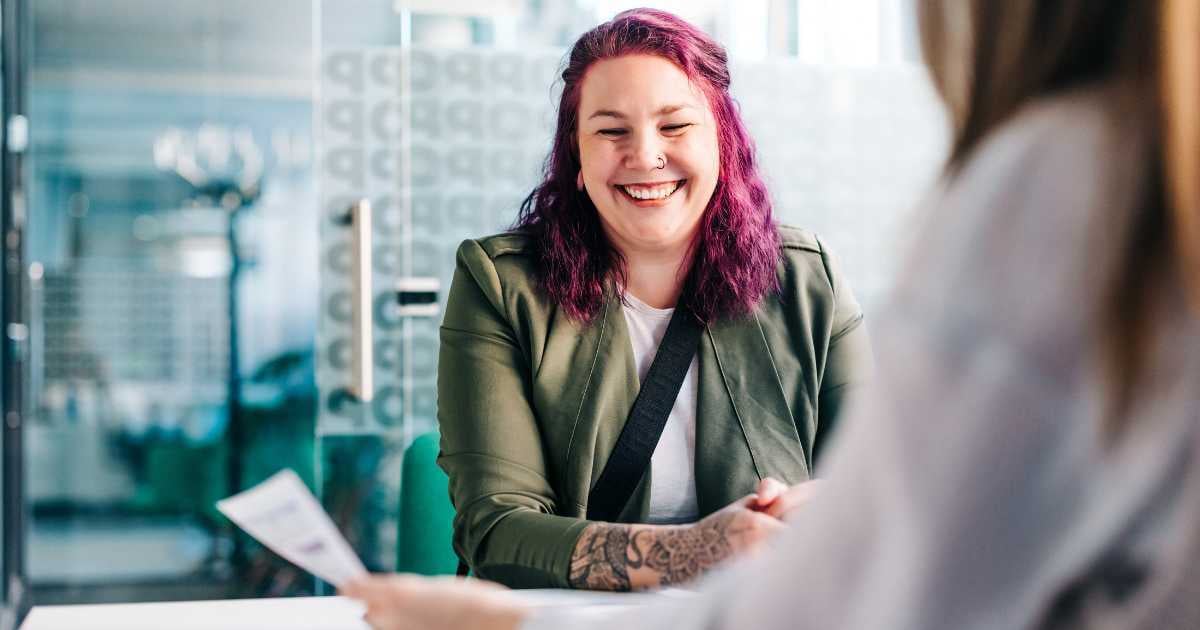 POP_Aalto_nainen_asiakaspalvelutilanne