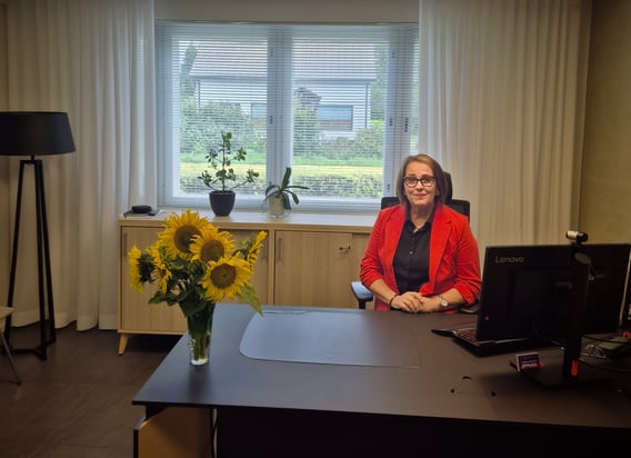 Hannaleena Riihimaki konttorissa 2026.jpg