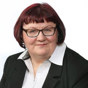 Irja Kuusiniemi-Frigård, henkilökuva.