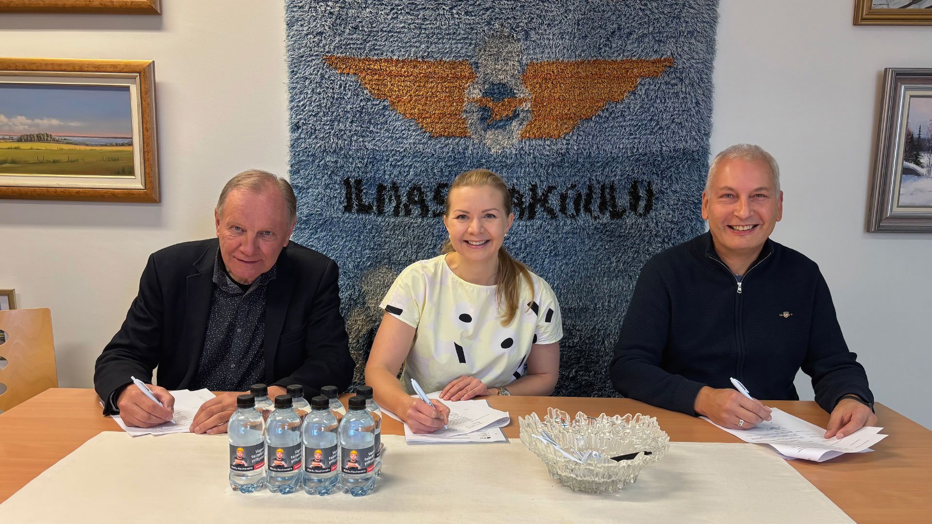 tuppiroskan_tonttikaupat