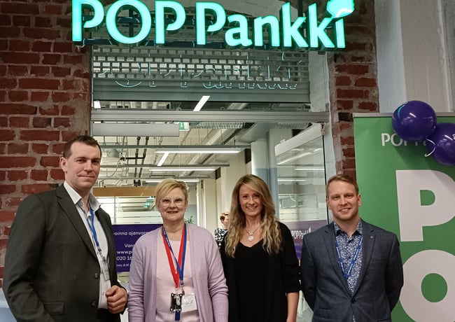 Suomen Osuuspankki Porissa Timo Kalliomäki_Riitta Mäkisalo_Johanna Vallinen_Niko Nummelin_